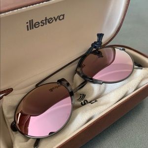 Illesteva sunglasses.